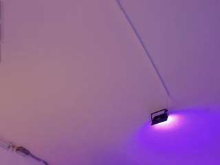 amy-kiitty Live Webcam on CamSoda