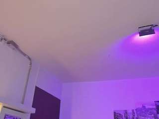 amy-kiitty Live Webcam on CamSoda