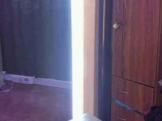 amy-kiitty live cam profile