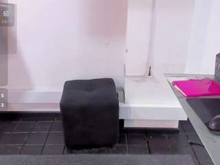amy-kiitty live webcam show