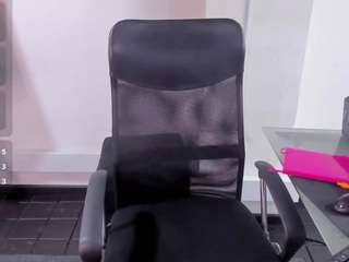 amy-kiitty live webcam show