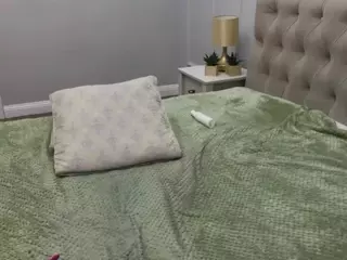 EveLove's Live Sex Cam Show