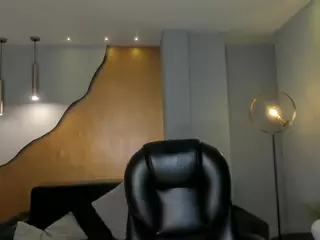 IrinaPortman's Live Sex Cam Show