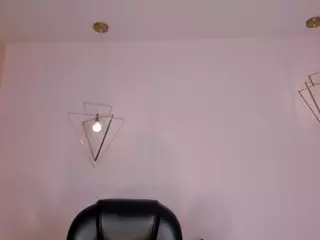 IrinaPortman's Live Sex Cam Show