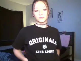 LizDaSnowbunny's Live Sex Cam Show