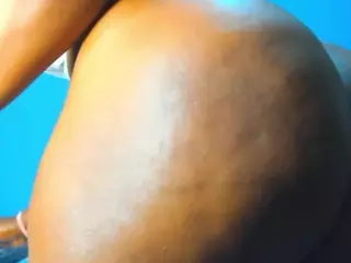 natashaofun's Live Sex Cam Show