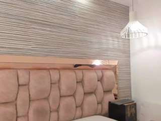 pamela-west's CamSoda show and profile