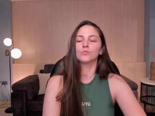 samantha-brooks's CamSoda show and profile