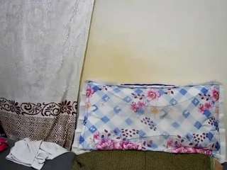 cute-sallyfounta... Live Webcam on {site_name}