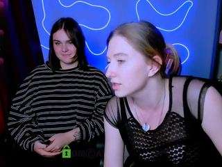  daisy-candy chat room