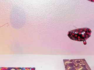 mariapaulac's CamSoda show and profile