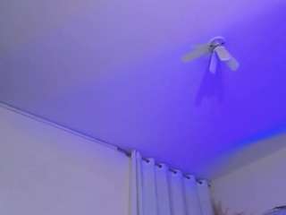 mariapaulareal's CamSoda show and profile