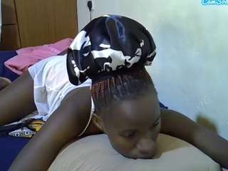 sexu-butt webcam model