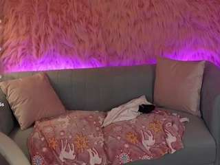 Live cam show with DonnaLust