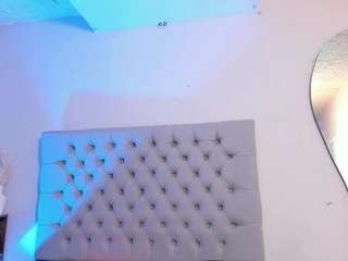  martina-monrhoee chat room