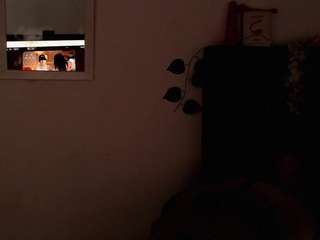 bryana-valeria's CamSoda show and profile