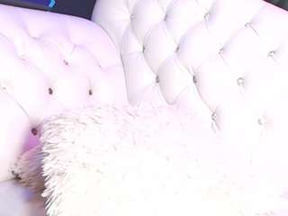  candy-hairy chat room