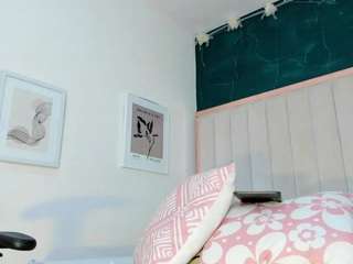  taliana-carter chat room