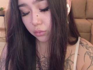 Yuriko-May live webcam on Soda Cams