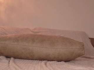 yuriko-may Sex Cam Show