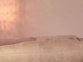 Yuriko-May live webcam show