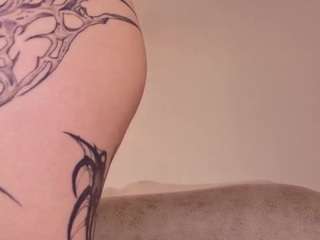 Yuriko-May live webcam show