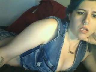 alongfortheride97 from camsoda
