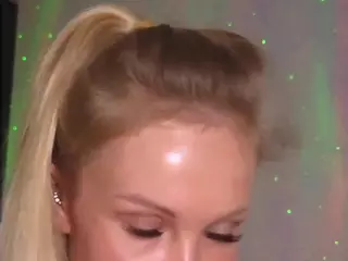 Ann's Live Sex Cam Show