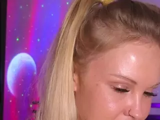 Ann's Live Sex Cam Show