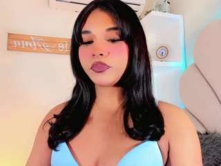valentinamarinn Live Webcam on CamSoda