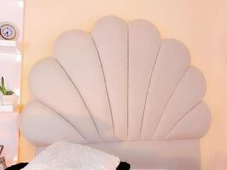 valentinamarinn Live Webcam on CamSoda