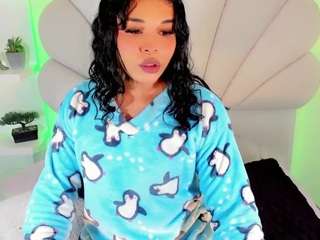 valentinamarinn Live Webcam on CamSoda