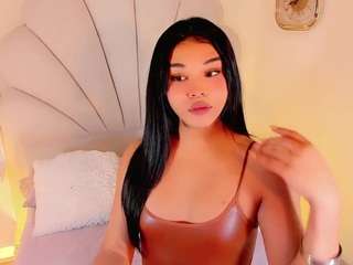 valentinamarinn Live Webcam on CamSoda