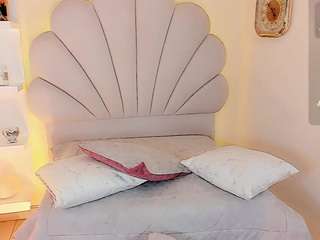 valentinamarinn Live Webcam on CamSoda