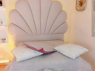 valentinamarinn Live Webcam on CamSoda