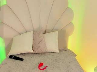 valentinamarinn Live Webcam on CamSoda