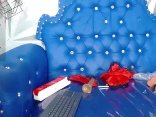 alicurly's Live Sex Cam Show
