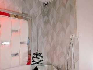 alixxon1 live cam profile