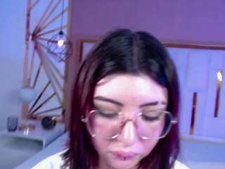 Image 1 of heatwavwharmony, female webcam model,  years old, on live webcam