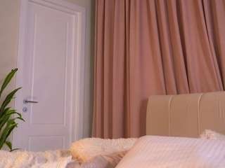 le modèle hildaguyse est en webcam porno dans un show sur le site camsoda, il possède les tags suivants: ahegao,athletic,body massage,foot fetish,fuck machine,full nudity,green eyes,no drinking,sexting,smoking,tattoos,teen 18,young adult,hd,small tits