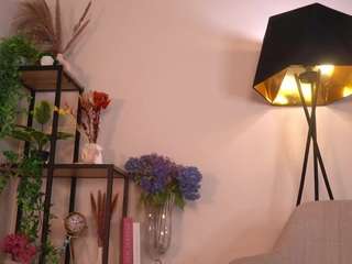 HildaGuyse live webcam show