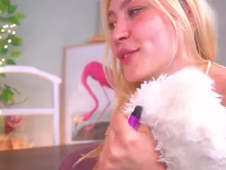 HildaGuyse's Live Sex Cam Show