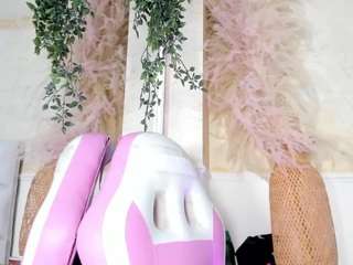 julietakane live webcam show