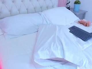 JulietaKane live cam preview
