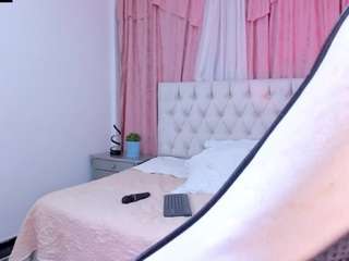 JulietaKane live cam preview