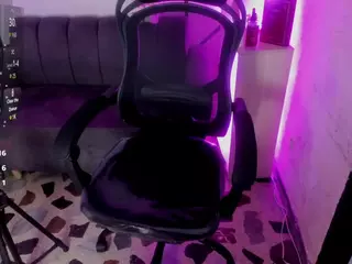 JulietaKane's Live Sex Cam Show