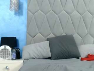 aretialisya's CamSoda show and profile