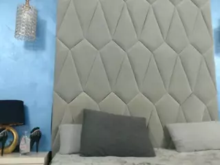 AretiAlisya's Live Sex Cam Show