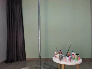 CristalGold's Live Sex Cam Show