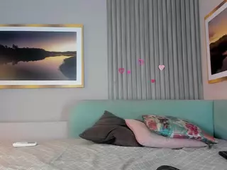 CristalGold's Live Sex Cam Show